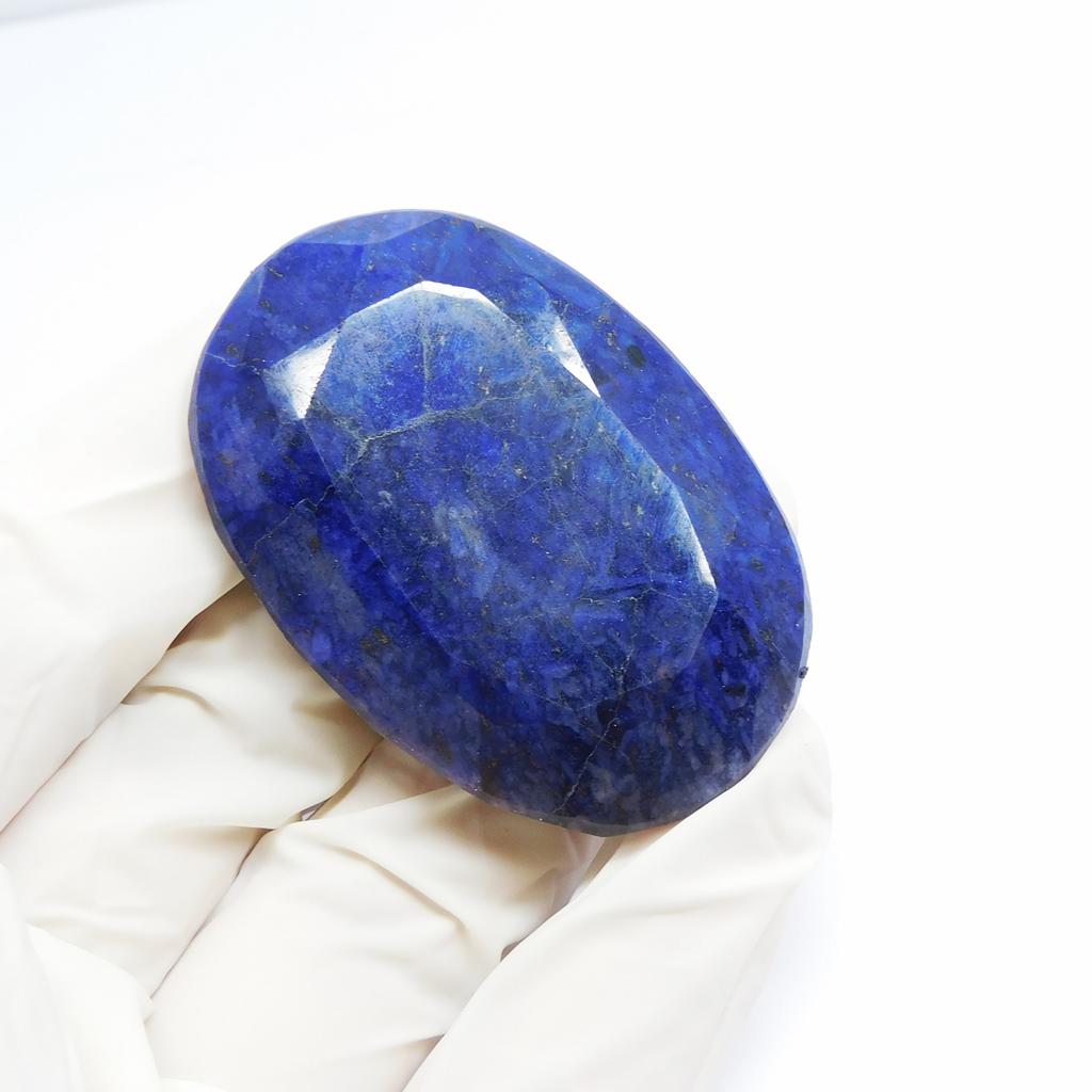 Natural Blue Sapphire 139ct Rough Certified Loose Gemstone