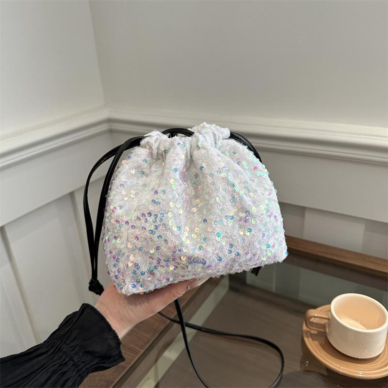 Internet Celebrity Sequins Fashion Drawstring Small Bag Women 2025 Spring New Versatile Ins Shoulder Messenger Bag Bucket Bag