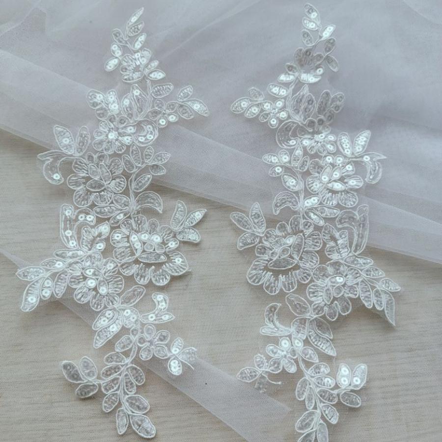 1Pair White Black Applique Flower Sequins Lace Fabric Patch For Garment Wedding Accessories Cloth DIY Reapir Craft