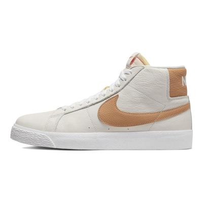 Zoom Blazer Mid SB Light Cognac Sneakers Unisex Bianche DM0587-100