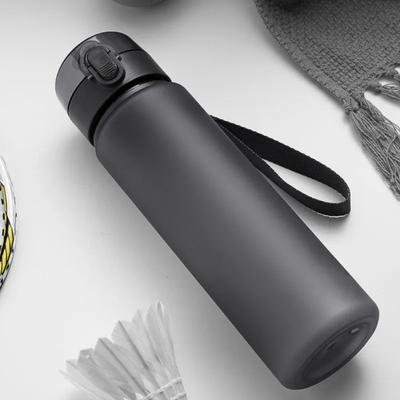 BPA Ücretsiz Buzlu Su Bardağı 400 ml 560 ml Plastik Bardak Spor Açık Spor Su Şişesi Yüksek Kaliteli Çocuk Rahat Su Bardağı Kova Gourde Şişe