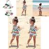 Charmantes 2-teiliges Mädchen-Bikini-Set mit Rüschen und Blumenmuster, mit entzückendem Flamingo-Design