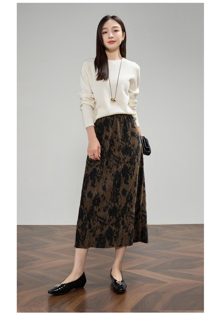 Amber Flowing Light Dress Casual Retro Printed Velvet Half Skirt Women's Skirt Straight Tube Skirt