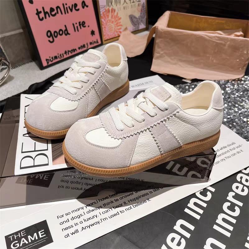 2025 neue Leder Big Head Brotschuhe Puppenkopf Freizeitschuhe Board Schuhe Deutsche Trainingsschuhe Sportschuhe flache Damenschuhe