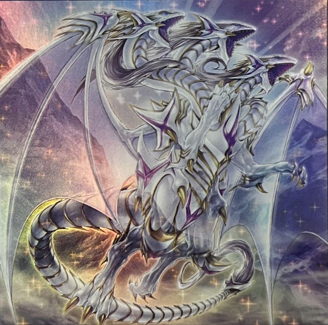 

[Б/У] Собранная колода Синеглазого, Полномасштабная конструкция, Без N, Yu-Gi-Oh!