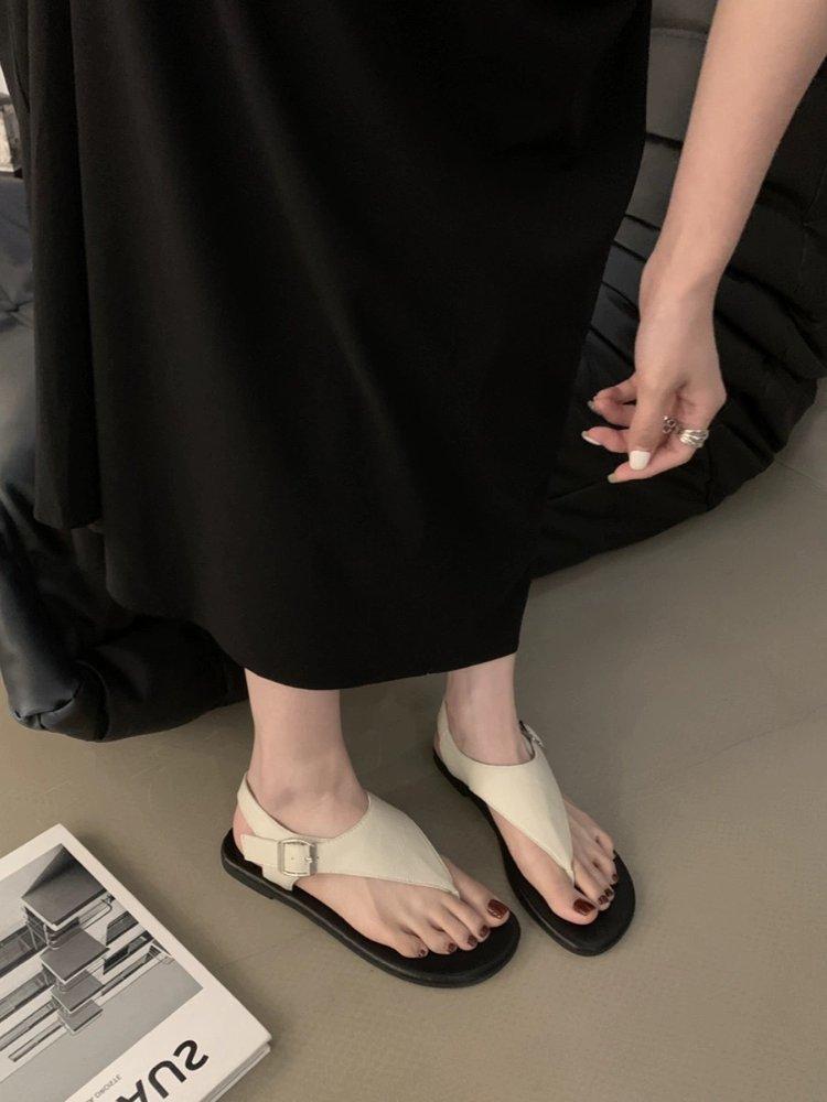 Fairy toe sandals girl 2025 summer new fashion casual flat toe buckle with cool slippers