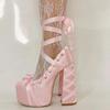 2025 Nuevas Sandalias Lolita Rosas Dulces de Plataforma con Tiras Tacón Grueso Talla Grande 47 Zapatos de Salón de Mujer Satén Lazo Cordones Sandalias de Moda