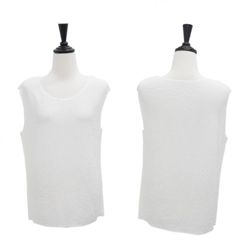Shiz Madam Gravity Cream Pleated Tank Top Mother Wear T57380