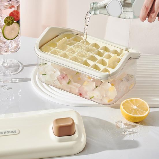 Double-Layer Ice Cube Tray with Lid One-Touch Release Silicone Ice Mold for Cocktails BPA-Free Plastic Freezer Box with Scoop