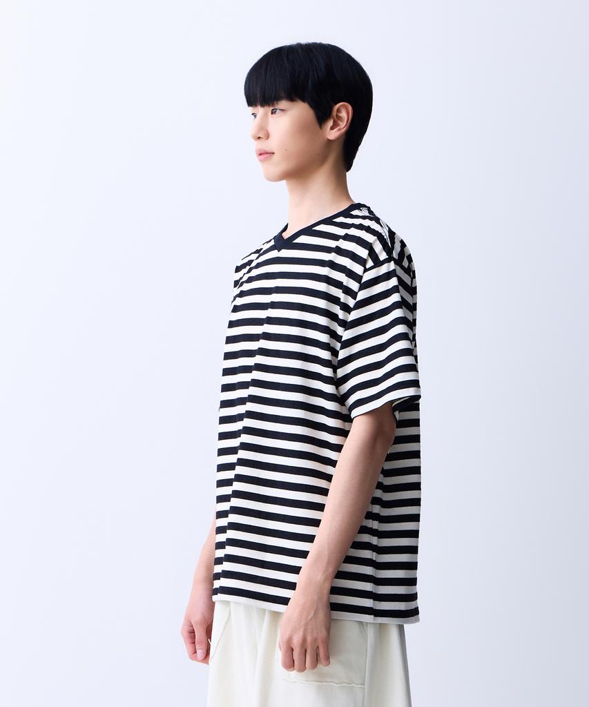 ADERNM Summer Daily Big Stripe Crop V-Neck T-Shirt White