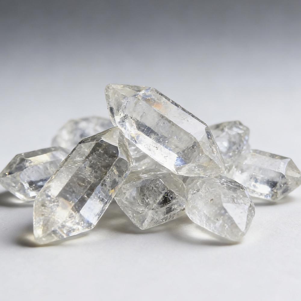 5Pcs Natural Herkimer Diamond Quartz Crystal - Raw Irregular Shaped Stone For Reiki Healing And Home Decor Collectible Stones