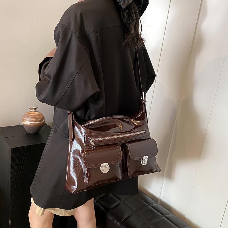 

Преміальна ретро міська сумка великої місткості жіноча нова універсальна сумка 2024 р. сумка під пахву через плече