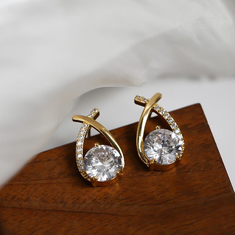 S111 silver needle geometric cross diamond stud earrings temperament new fashion simple earrings exquisite small versatile earrings