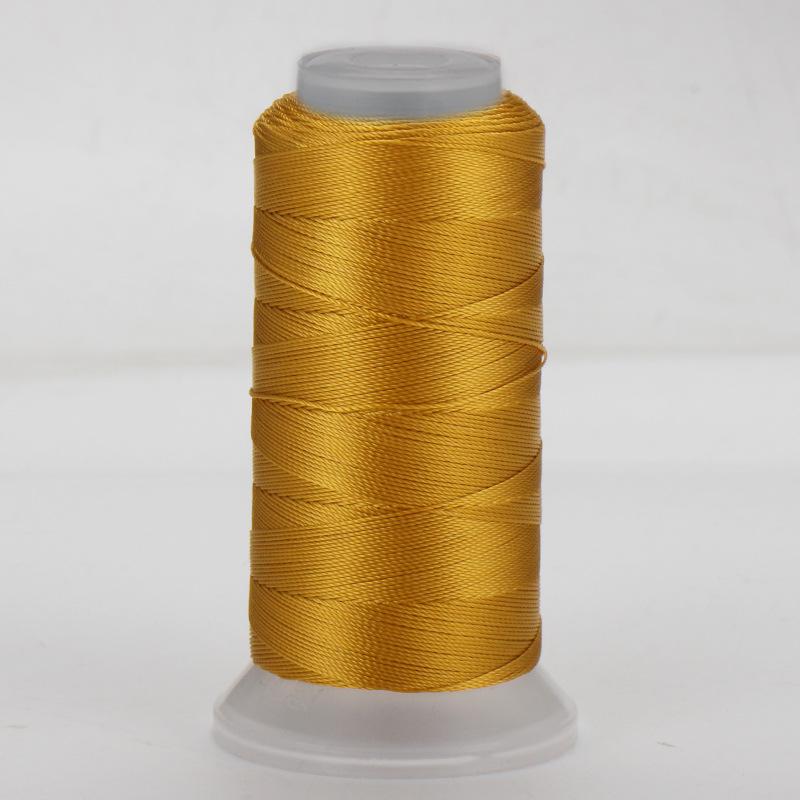 Czerwony pleciony sznurek 0,8 mm 18-żyłowy do nawlekania koralików, węzłów chińskich, frędzli, owijania drutem i bransoletek DIY.