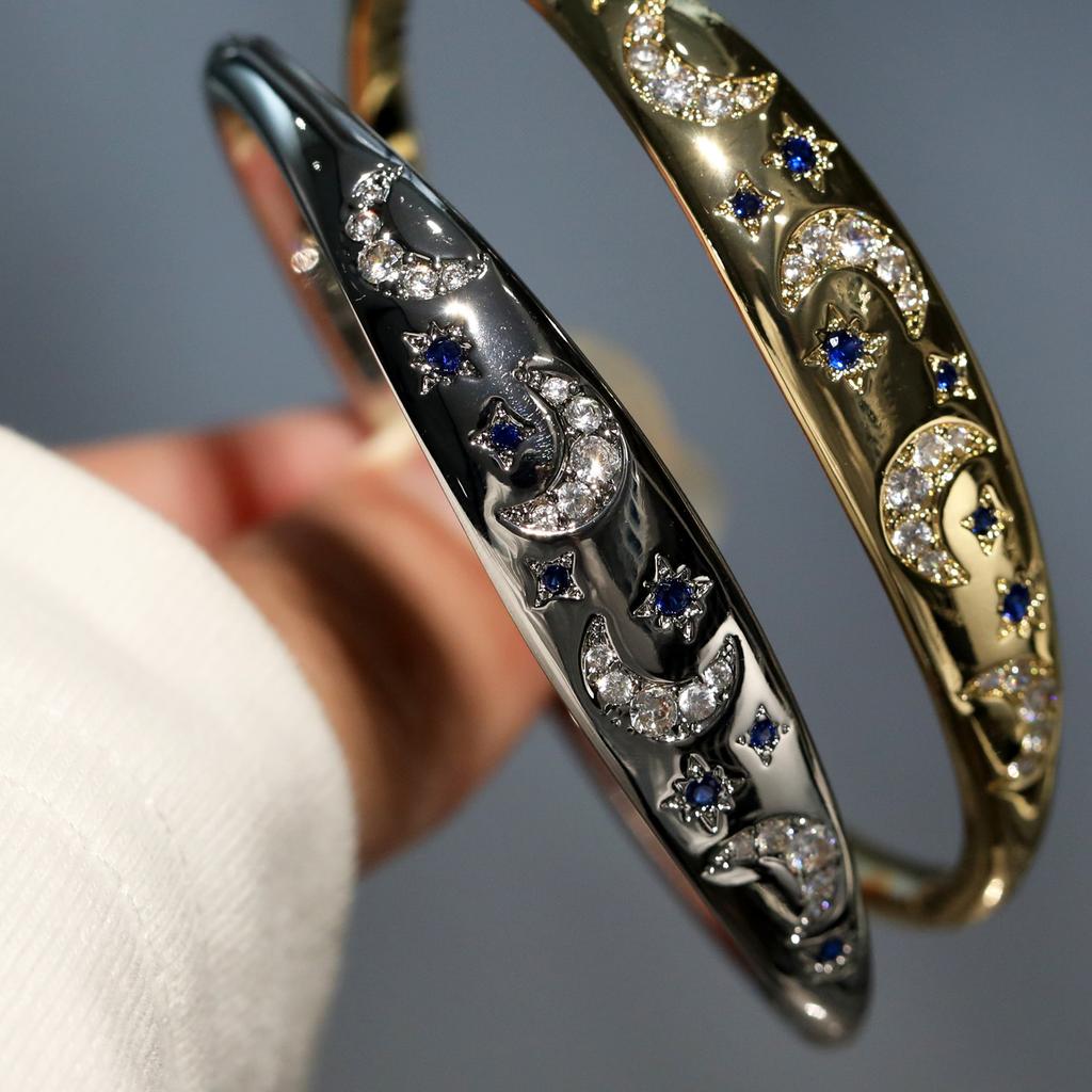 2026 Court Style Retro Design Feeling Stacked Bracelet, High Quality Zircon Gold-plated Star Moon Bracelet