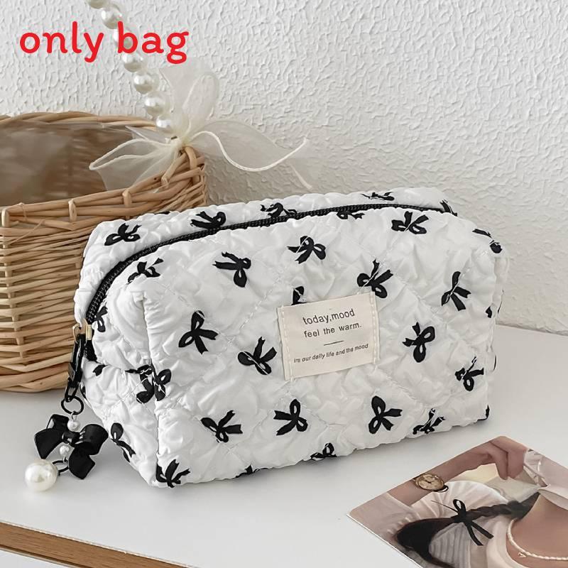 Minimalist Fabric Makeup Bag With Wrinkle Bows For Travel And Daily Use