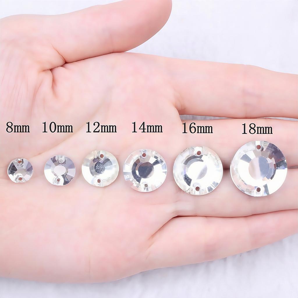 Pietra Strass di Cristallo Trasparente Rotonda da Cucire con 2 Fori Fondo Piatto per Ornamento Abito da Sposa Vestiti Borse Scarpe