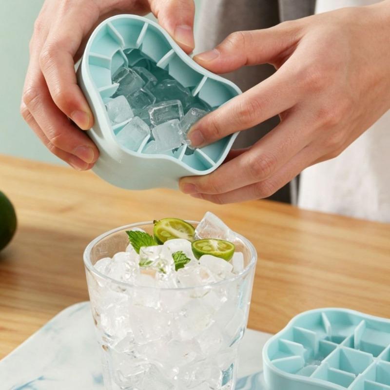 Silicone Cylindrical Ice Cube Tray - Home Ice-making Mold - Food-grade Creative Ice Cube Cup - Playful Squeeze Design - Ice Storage Box