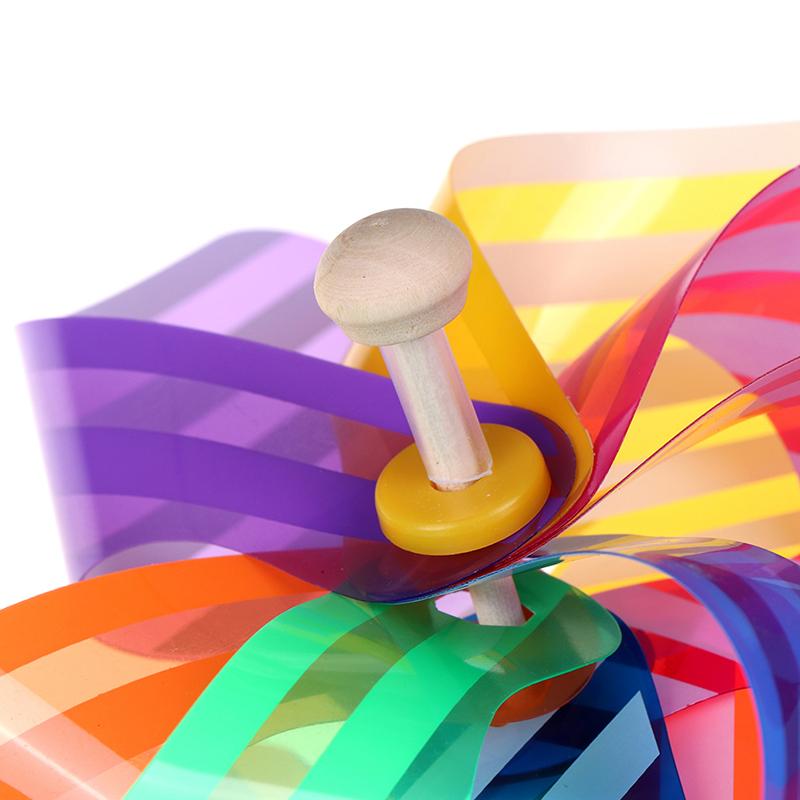 18 cm Tre Håndholdt Plast Vindmølle Prikk Stripete Fargerik Trepinne Vindmølle Hage Gård Fest Ornament Utendørs Leker for Barn