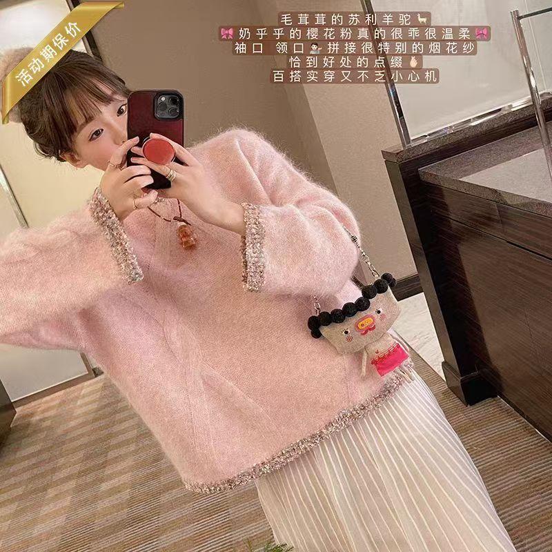 

Autumn and winter new pink lace splicing lazy wind sweater women s gentle wind round neck soft waxy age-reducing knitted sweater one size fits all розовый