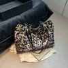 2025 Summer Fashion Leopard Print Women Handbags Female Nylon Casual Trendy Premium Texture Large Capacity Shoulder Bags