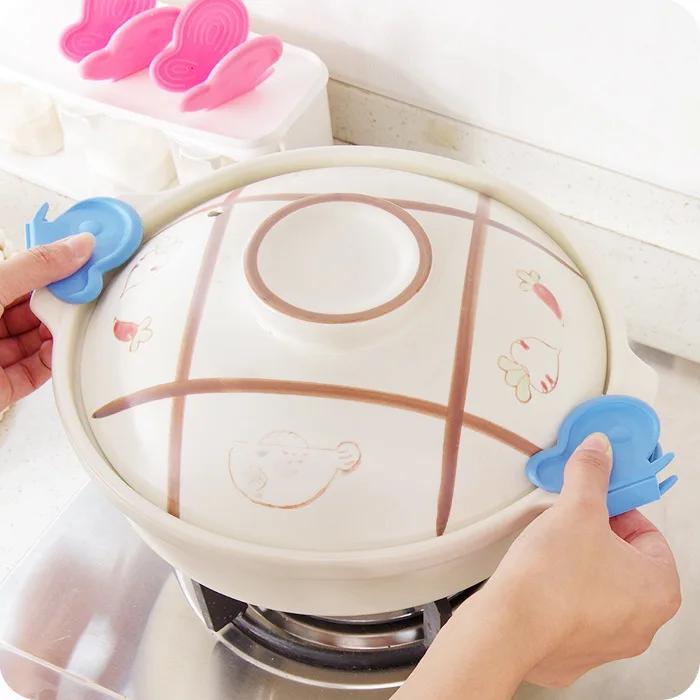 2PCS Kitchen Dishes Silicone Oven Heat Insulated Finger Glove Mitt Cute Cooking Microwave Non-slip Gripper Pot Holder