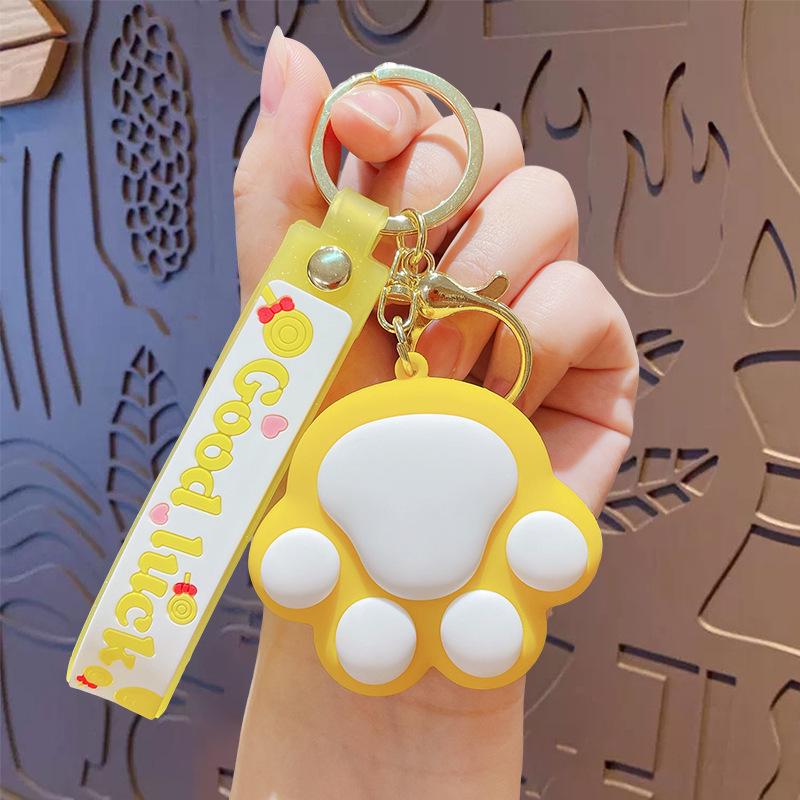 Cute Cat Paw Keychain with Heart Pendant - Cartoon Style Backpack & Car Key Accessory, Perfect Small Gift for Girls