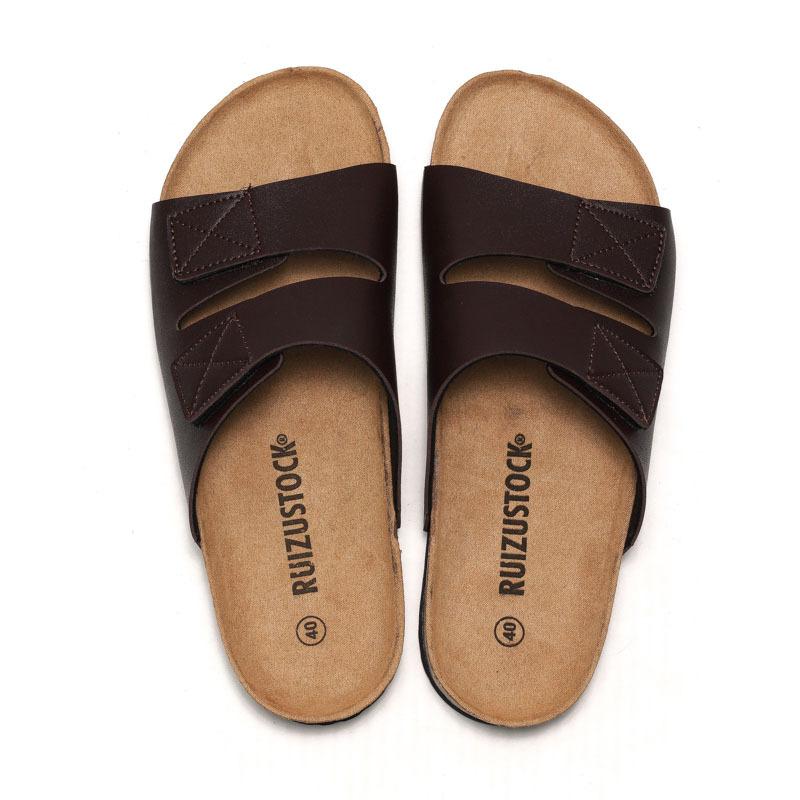 2026 New Spring and Summer New Men Cork Slippers Men Sandals and Slippers Hook and Loop Beach Shoes.