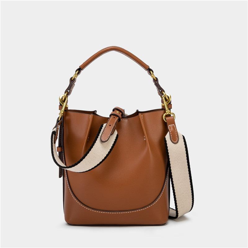 Women's Bag 2026 New Fashi Brown Drawstring Portable Crossbody Wide Shoulder Strap Drawstring Bucket Bag for Women