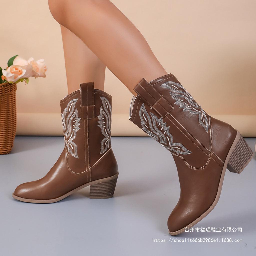 2025 New Western Cowboy Boots Knight Boots Women's Medium Tube Embroidery Retro Pointed Thick Heel Medium Tube Cotton Spot