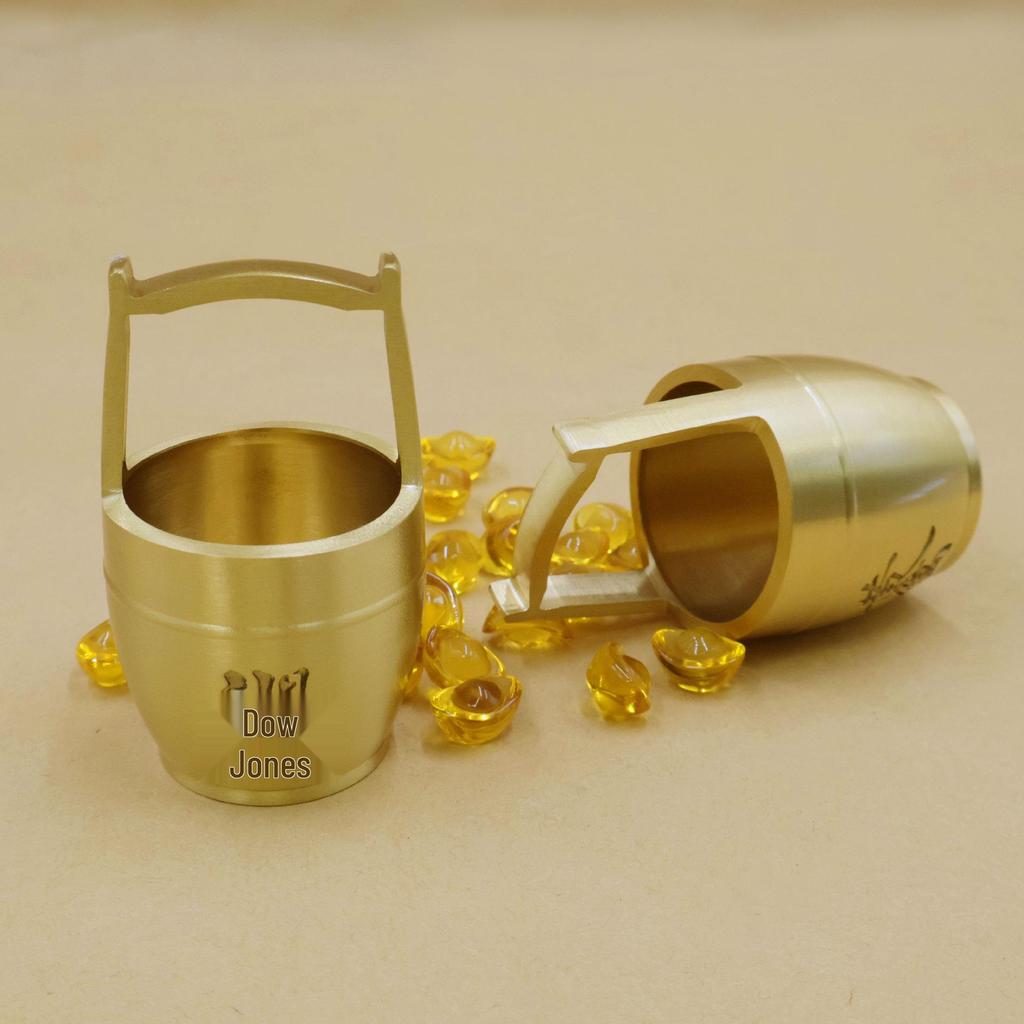 Pure Brass Gold Ornament: Small Decorative Water Bucket for Creative Office Decor