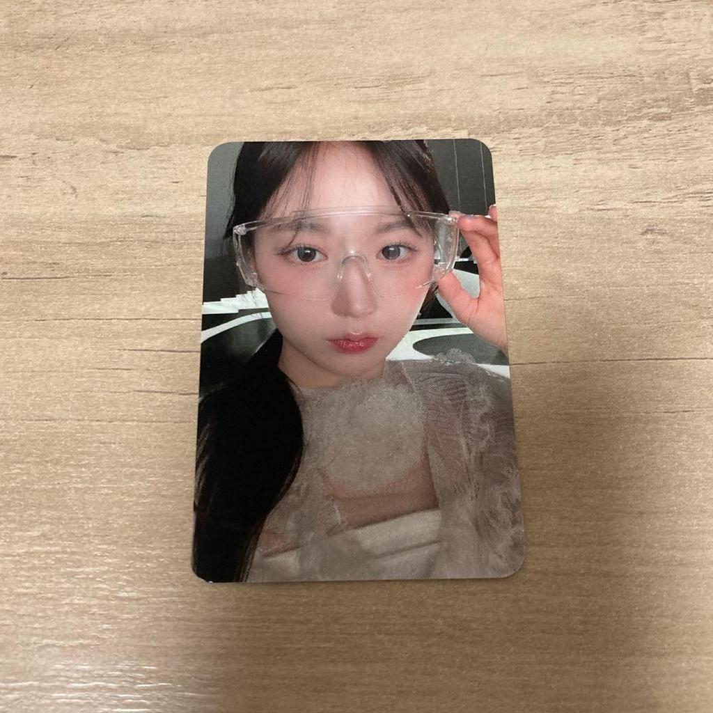 Used NMIXX Haewon ENTWURF Sanok Photocard