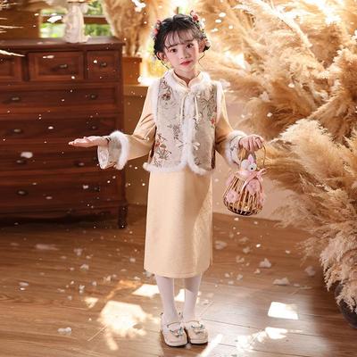 Girls' Winter Velvet Tang Suit Qipao - Chinese New Year Outfit with Stylish Vest Set