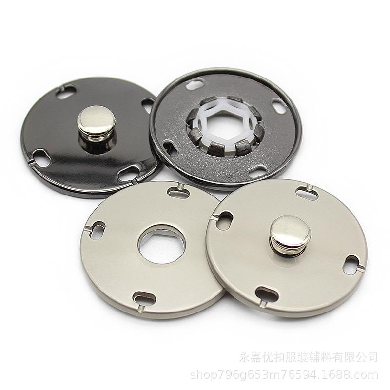 

Wool Coat with Big Metal Snap and Concealed Buttons Bright Silver 18.0 MM Round