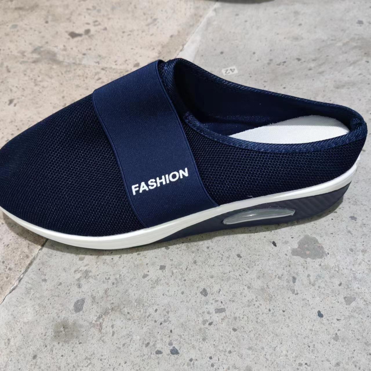 

Літо 2025 зовнішня торгівля великий розмір ліниві шльопанці на одній педалі сітчасті тапочки на товстій підошві жіночі європейські та американські шльопанці на танкетці жіночі 43 темно-синього кольору