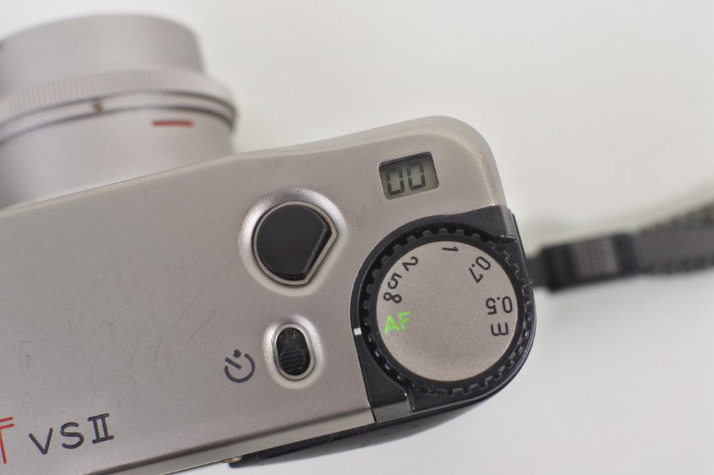 CONTAX Tvs II 35mm Point & Shoot Film Camera Kyocera from Japan