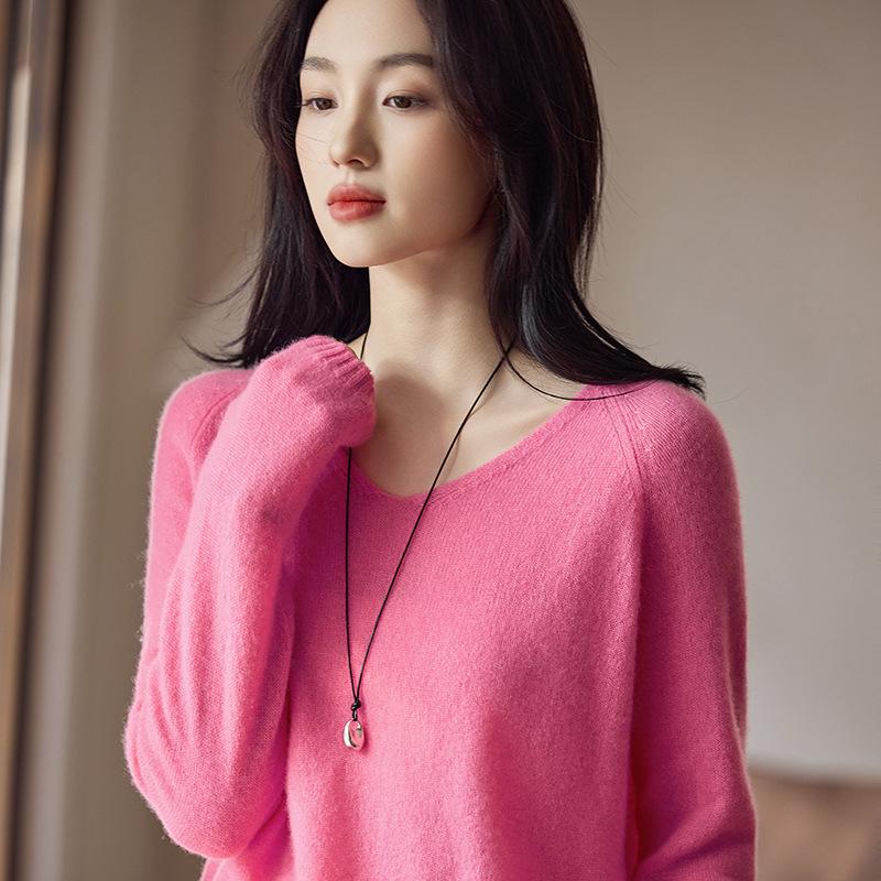 2025 Women's V-Neck Soft Cashmere Knit Sweater - Autumn/Winter Loose Fit