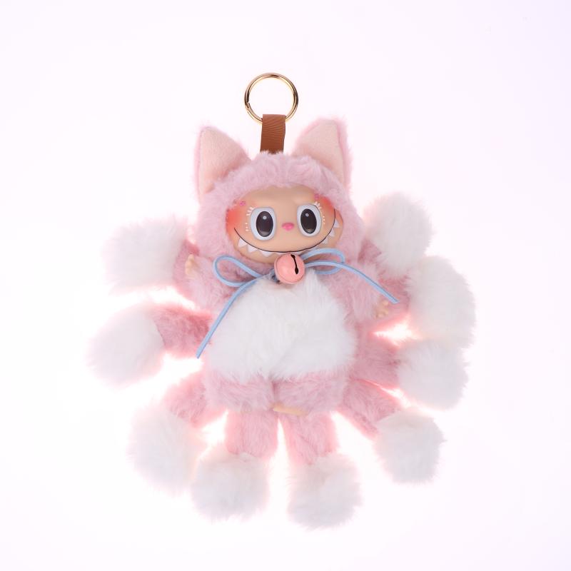 

Плюшевые подвески и игрушки из серии Labubu Девятихвостый лис сейчас в тренде