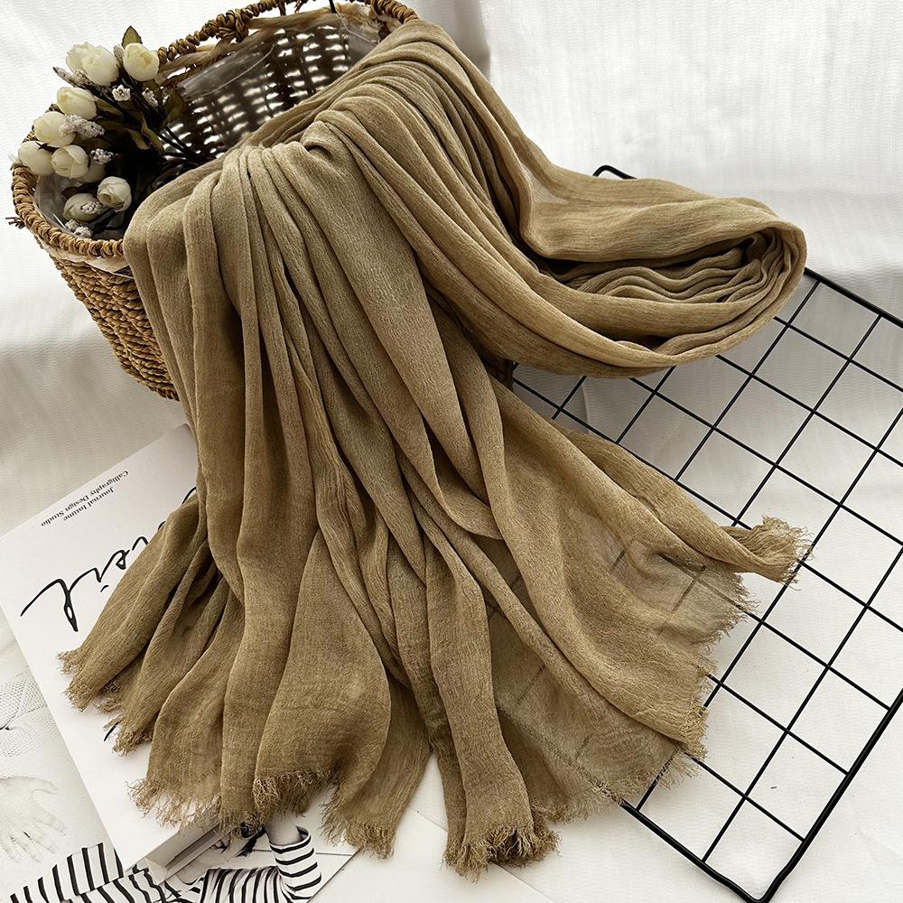 Personalized Hand-painted Cotton Scarf Women's Short Beard Gradual Change Color Travel Shawl Yunnan Dali Blue and White Tie-dyed Silk Scarf