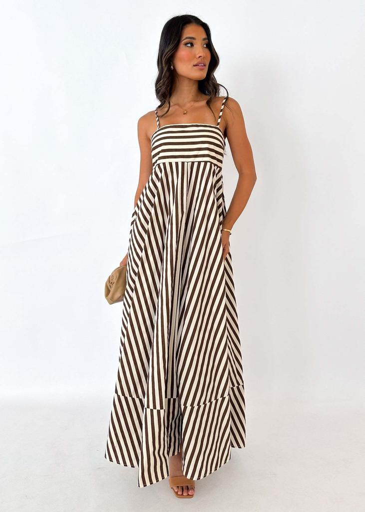 Independence Station European and American Summer Fashion Printed Halter Suspender Sexy Swinging High Waist Dress Women