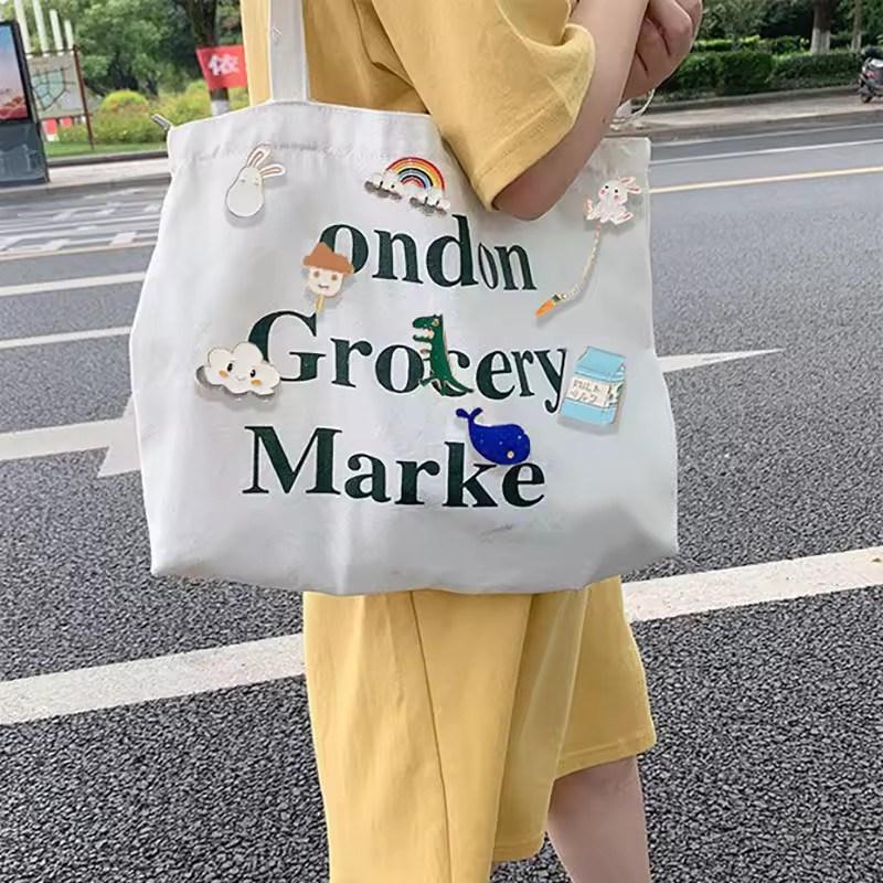 10/20/30/40/50Pcs Enamel Pin Badge Random Cute Animal Plant Metal Brooches Backpack Lapel Badges Women Kid Jewelry Accessories