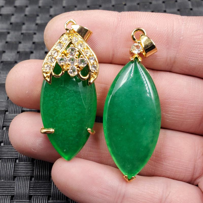 Taiwan Jade Rhombus Pendant Necklace – Green Quartzite Horse Eye Design Model 1: 18x40 mm