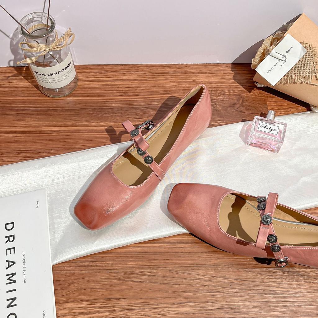 Single shoes women's summer outer wear high-end polish retro word belt Mary Jane shoes women's 2025 with skirt casual shoes