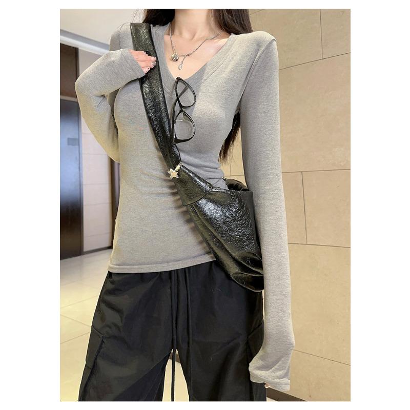 Design Sense V-neck German Velvet Long-sleeved T-shirt Women's New Autumn Inner Basic Bottoming Shirt Top