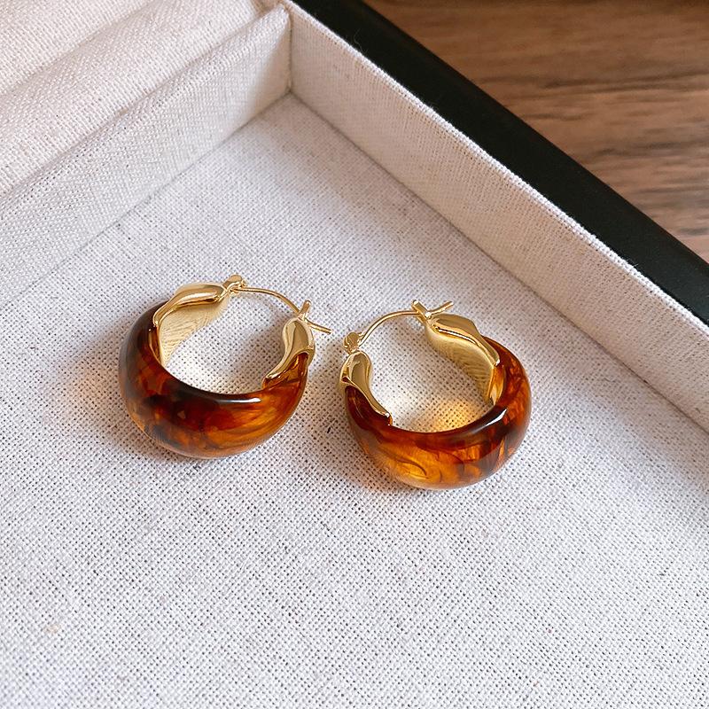 Корзина U-образной формы из смолы с эффектом «Майяра», Серьги-гвоздики, Серьги в европейском и американском ретро-стиле, Премиальные серьги для осени и зимы.