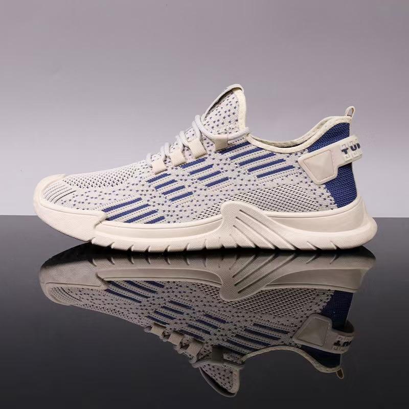 

First-hand supply Men s sports shoes True fly-woven mesh casual shoes Ultra-light and breathable running shoes 44