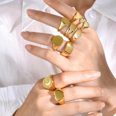 Stainless Steel Unisex Geometric Signet Ring In Gold Finish