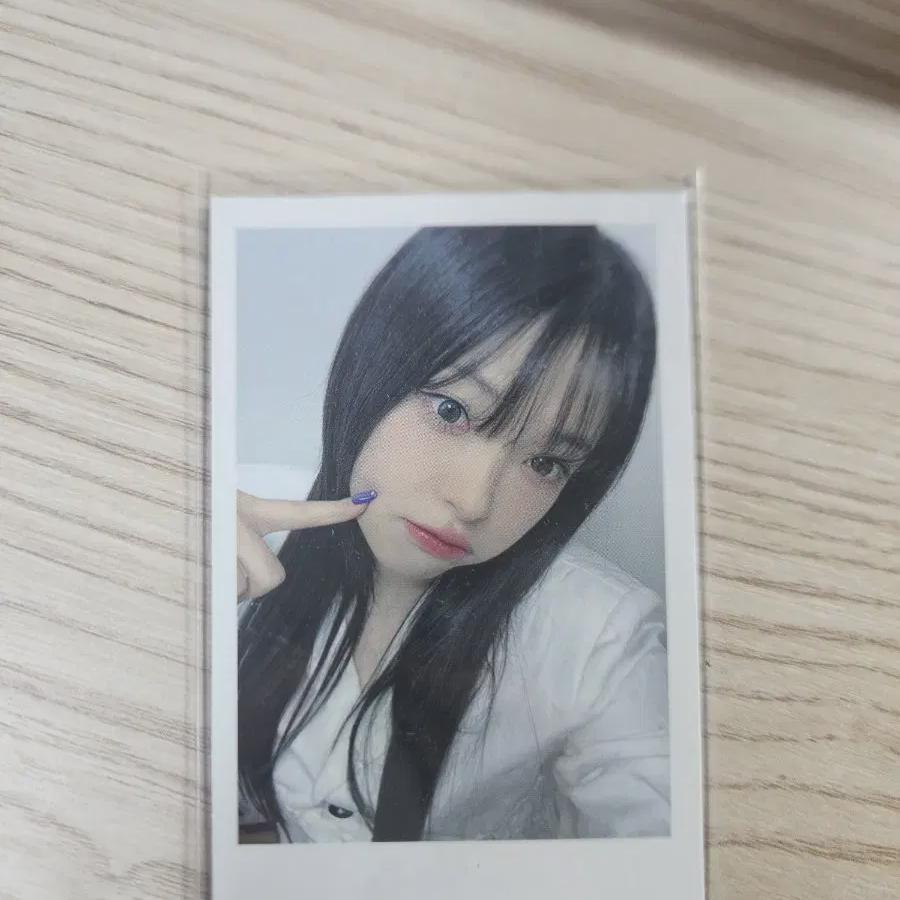 

Triples Lean Polaroid