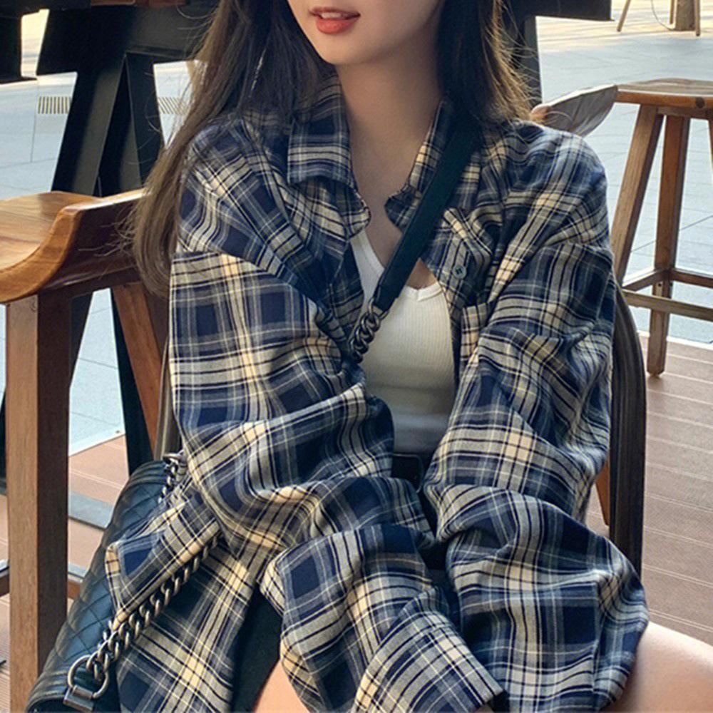Women's Retro Hong Kong Style Plaid Shirt: New Casual Fashion, Versatile Long Sleeve Jacket Design.