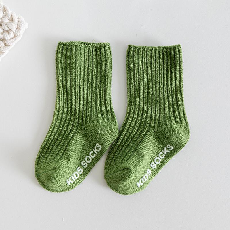 Nowe Jesienne Skarpetki Dziecięce: Bawełniane podkolanówki z podwójną igłą dla dzieci w wieku 1-3 lat, luźny krój, nie krępujące ruchu